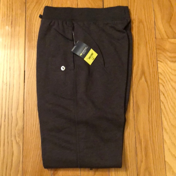 New Boys Xersion Joggers Sweats L 416 